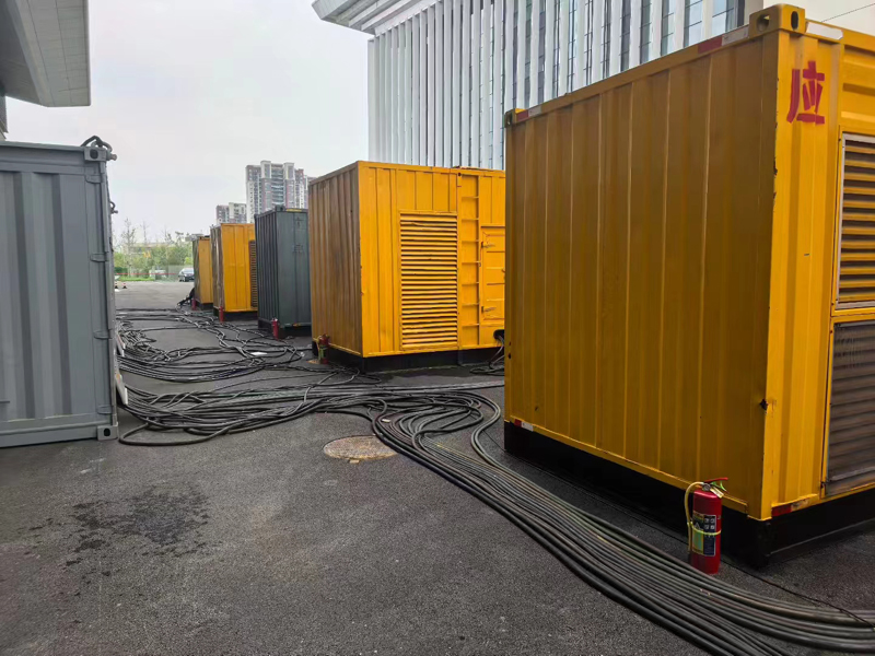 祁连不同季节柴油发电机组保养有哪些注意事项？