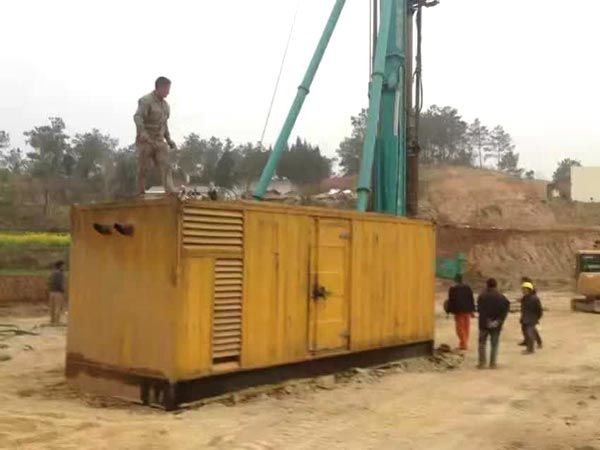 祁连如何判断水冷式机油散热器密封件是否需要更换?